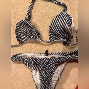 Blue and cream Vix Paula Hermanny bikini size m top small botto